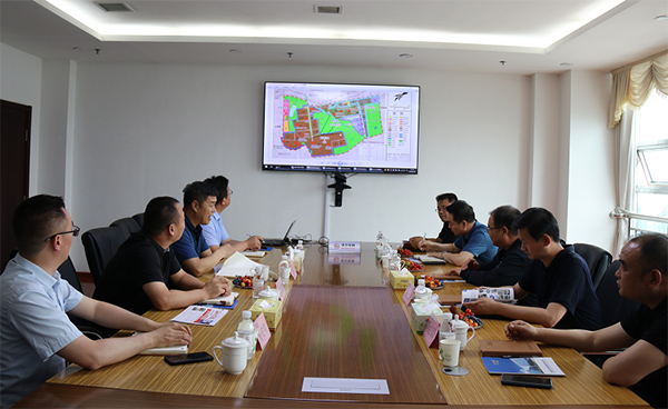 陜西渭南市華州區(qū)高區(qū)長一行領導到集團參觀訪問